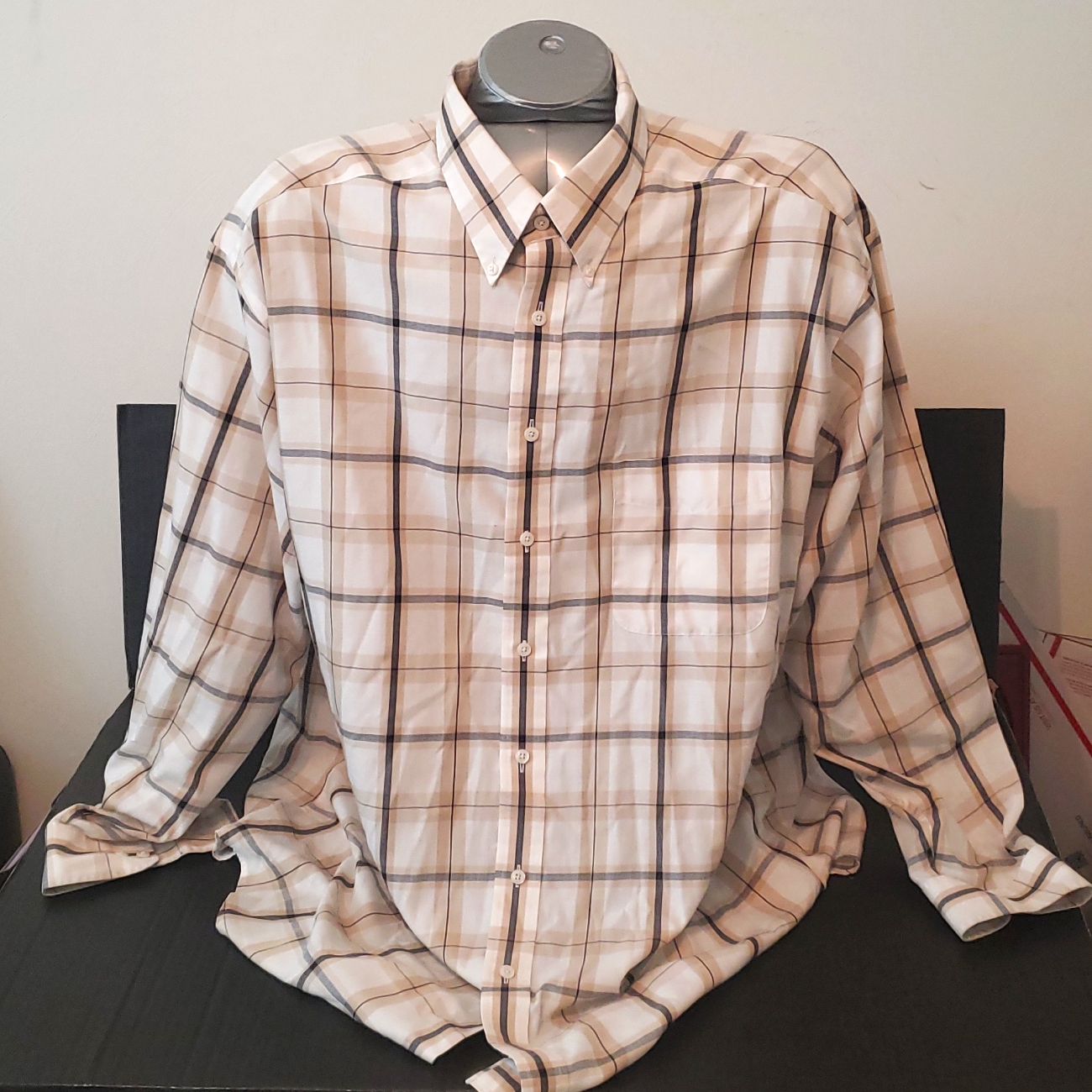 Extra Large Men's Button Down